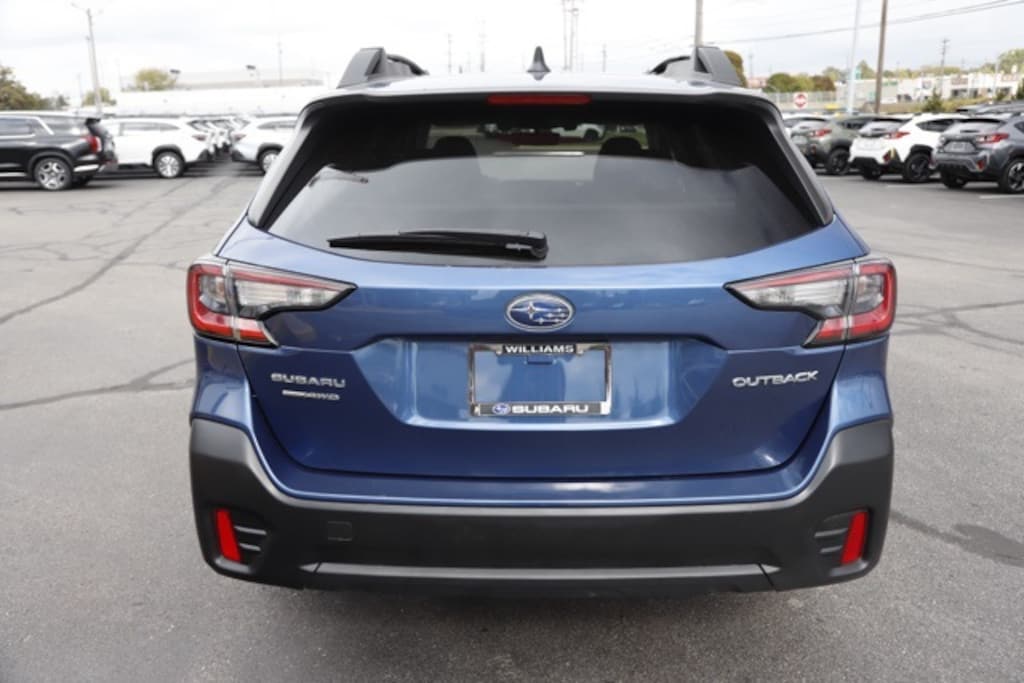 Used 2022 Subaru Outback Premium SUV