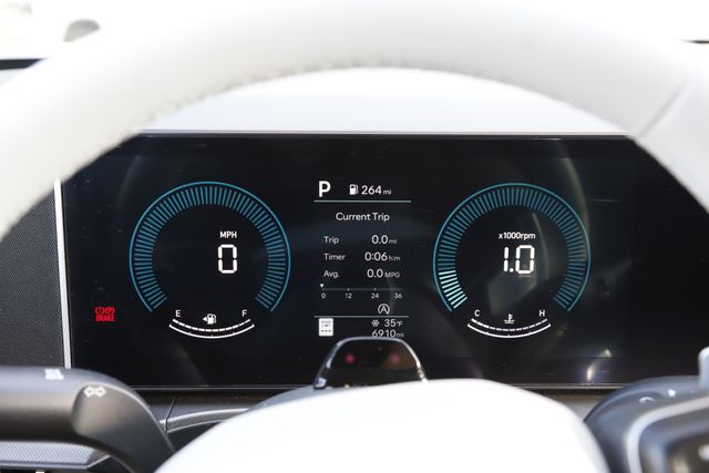 2025 Hyundai Santa Fe SEL - Photo 29