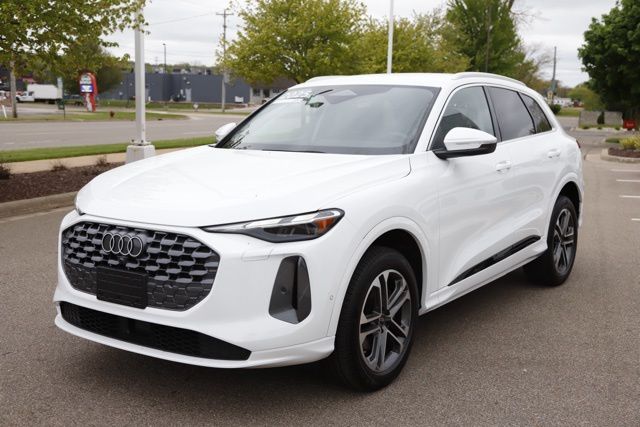 2025 Audi Q5 Premium - Photo 7