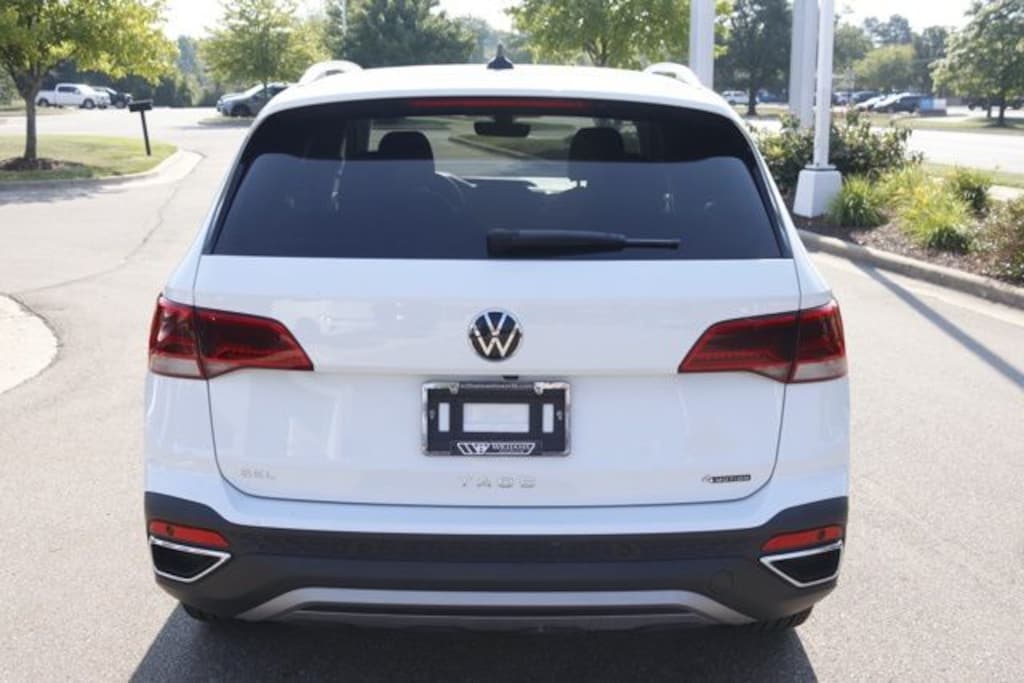 Certified 2024 Volkswagen Taos 1.5T SEL SUV