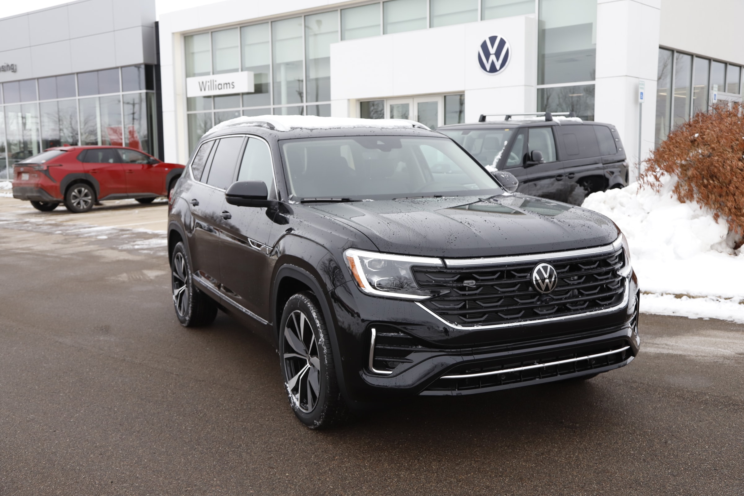 2026 Volkswagen Atlas SEL Premium R-Line's photo