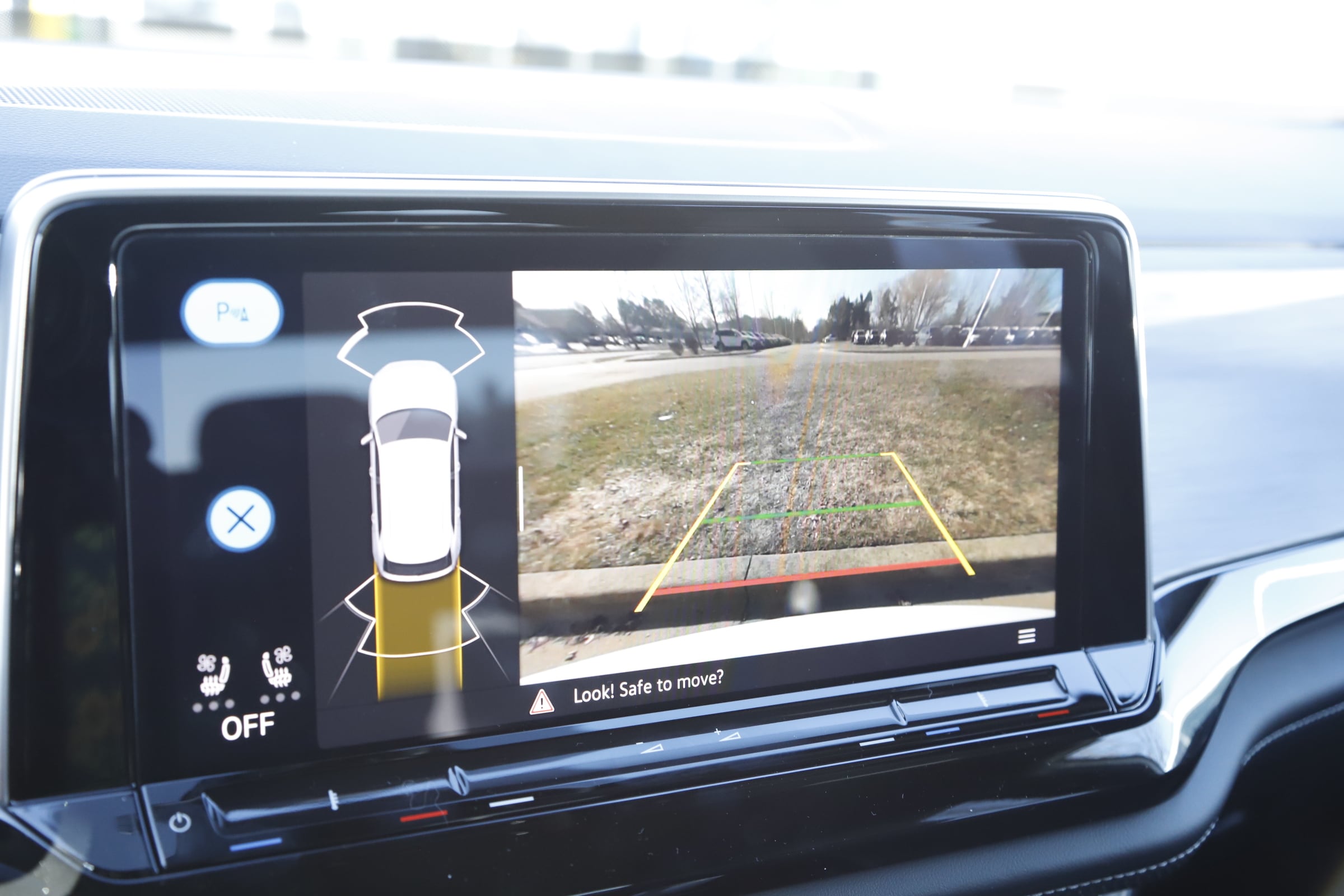 2026 Volkswagen Atlas Cross Sport SE w/Tech - Photo 27
