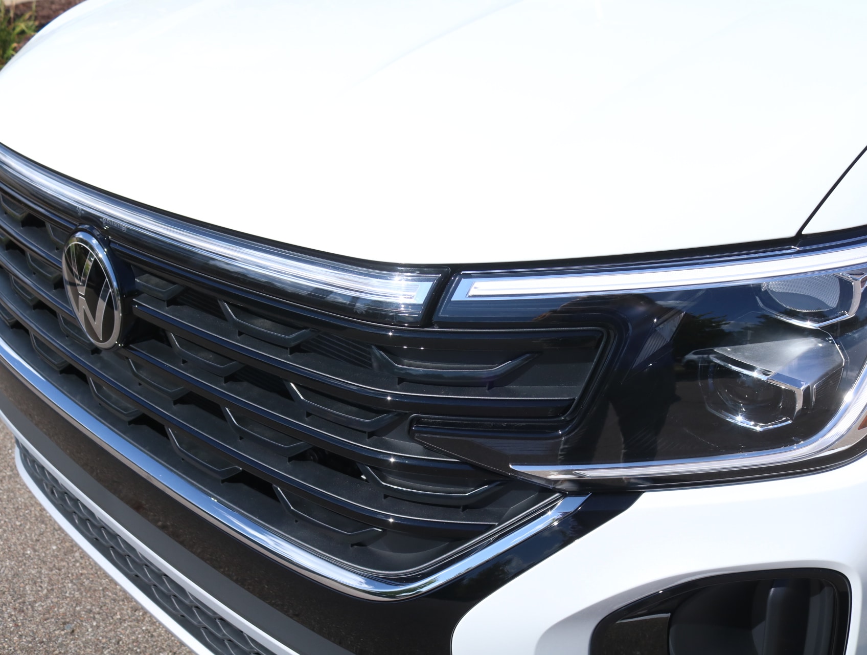 2026 Volkswagen Atlas Cross Sport SE w/Tech - Photo 12