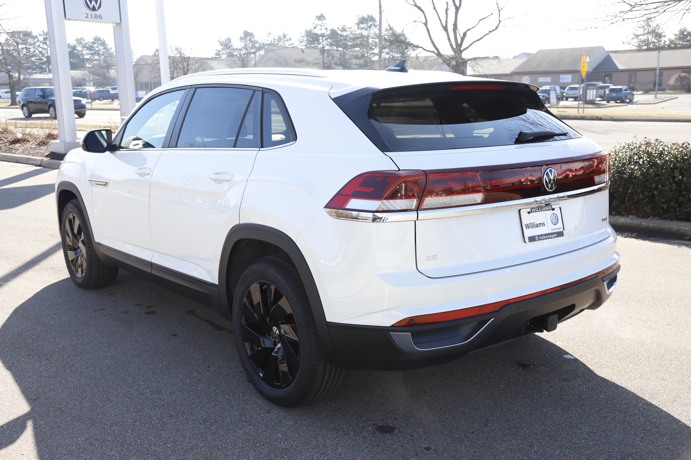 2026 Volkswagen Atlas Cross Sport SE w/Tech - Photo 8