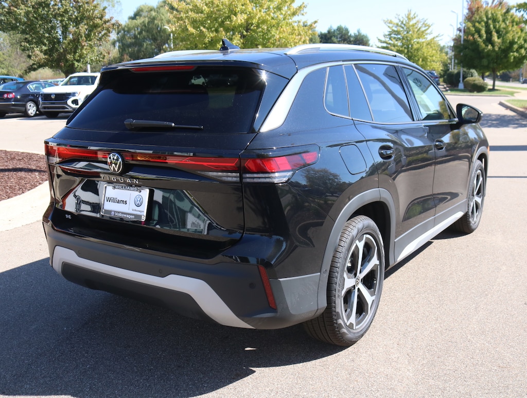 New 2025 Volkswagen Tiguan 2.0T SE SUV