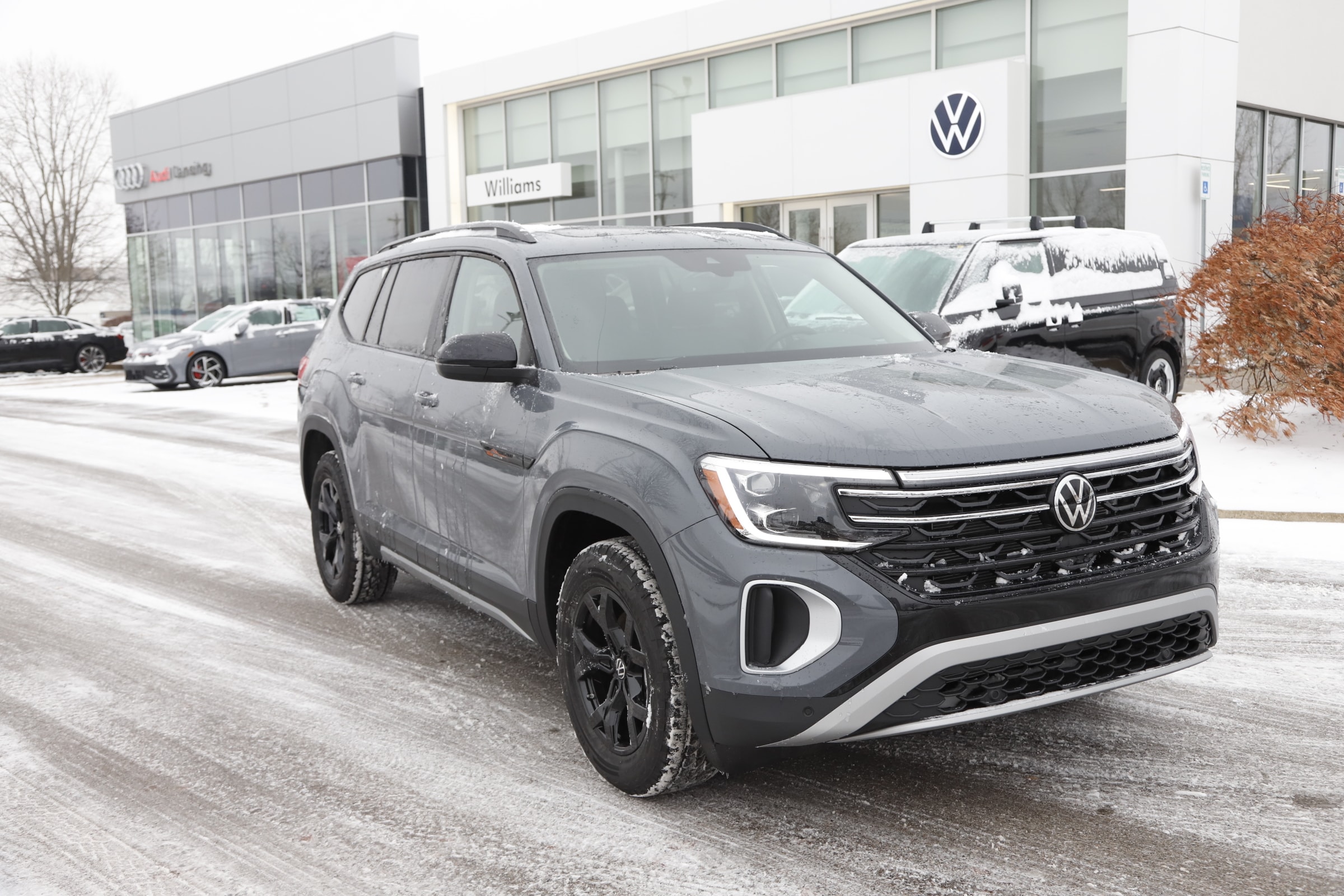 2026 Volkswagen Atlas Atlas Peak Edition's photo