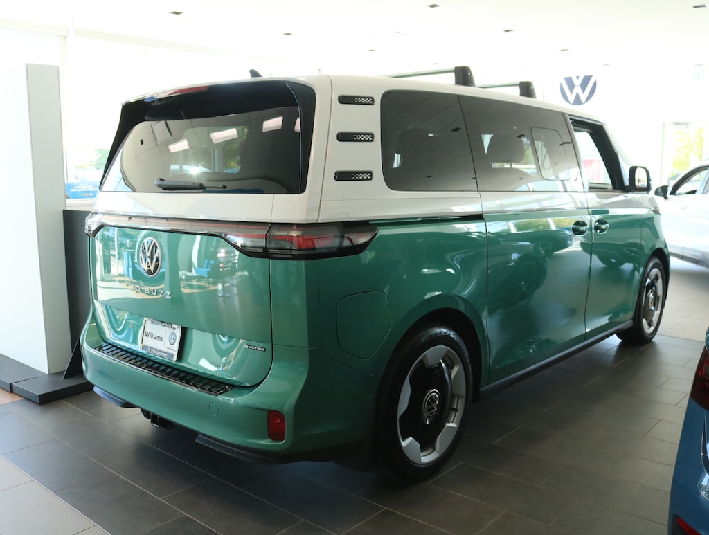 New 2025 Volkswagen ID. Buzz Pro S Plus Van 4MOTION