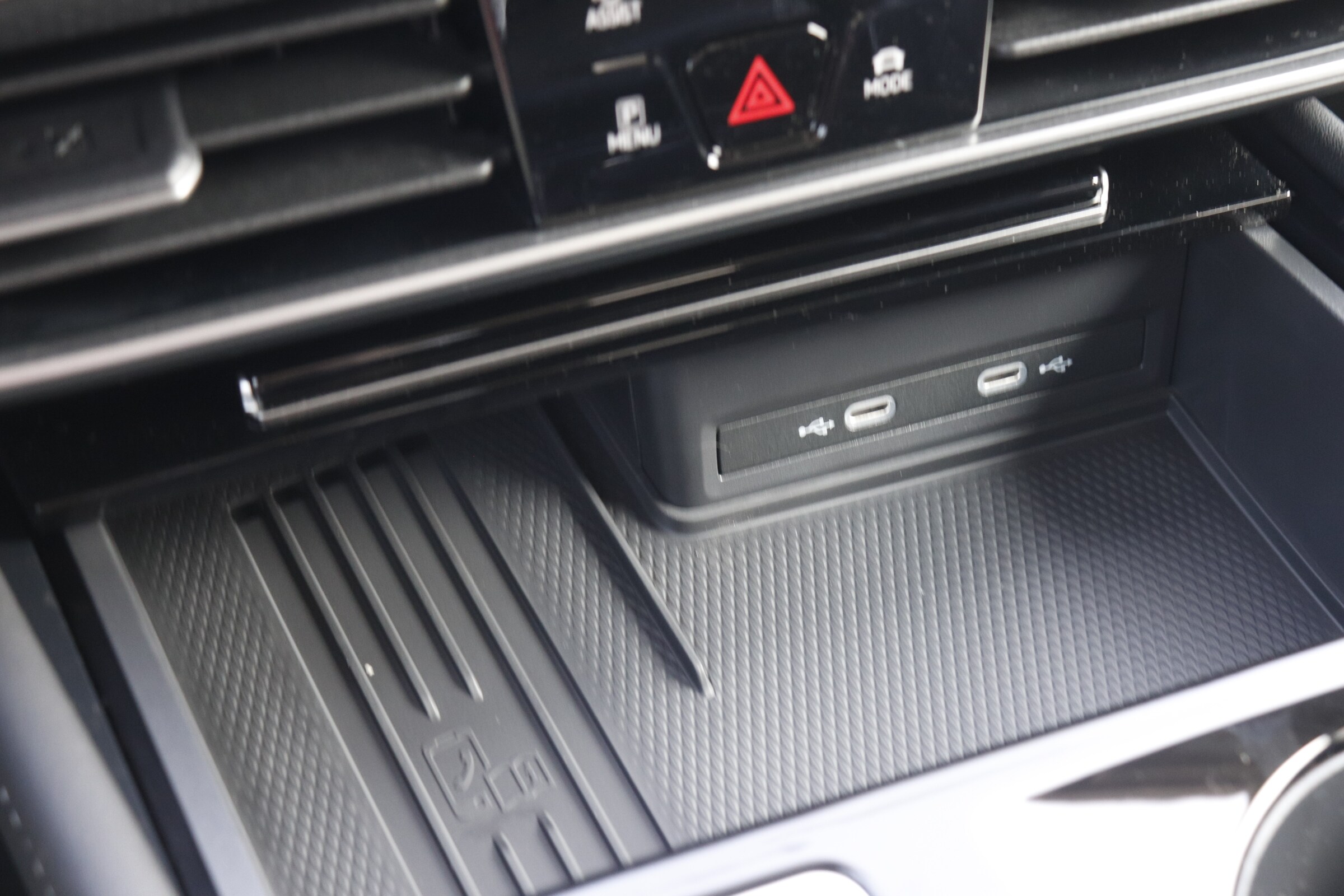 2025 Volkswagen Atlas SEL Premium R-Line photo 27