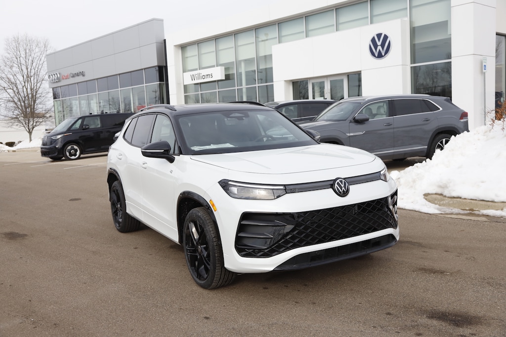 New 2026 Volkswagen Tiguan 2.0T SE R-Line Black SUV