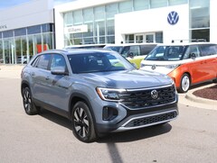 2026 Volkswagen Atlas Cross Sport 2.0T SE w/Technology SUV