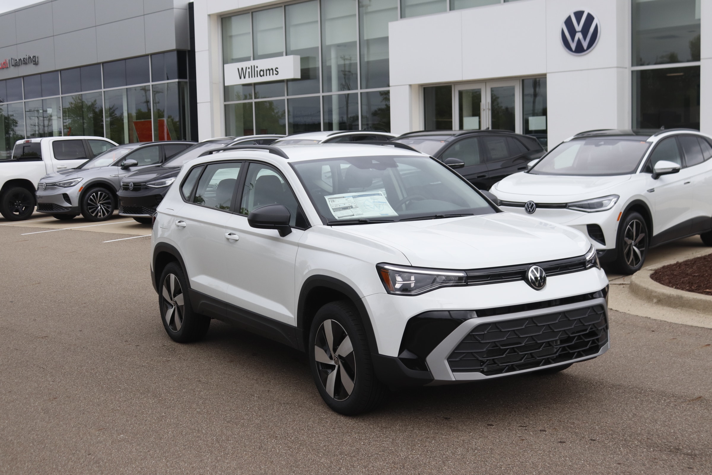 2025 Volkswagen Taos SUV 