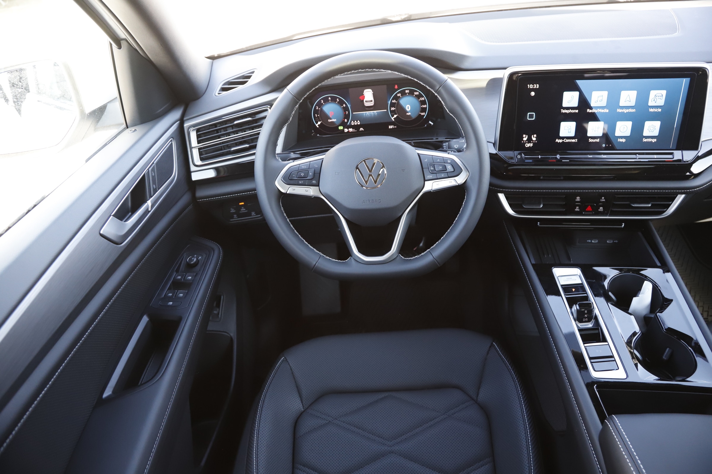 2026 Volkswagen Atlas Cross Sport SE w/Tech - Photo 19