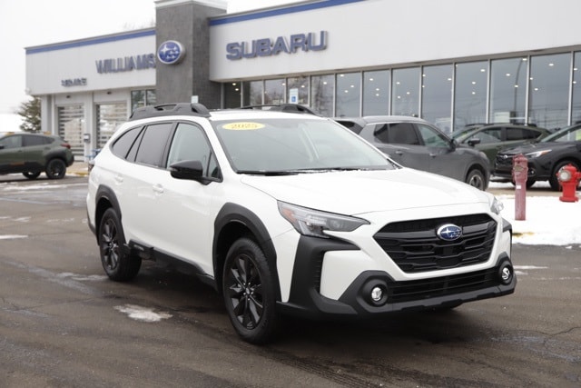 2025 Subaru Outback Onyx Edition's photo