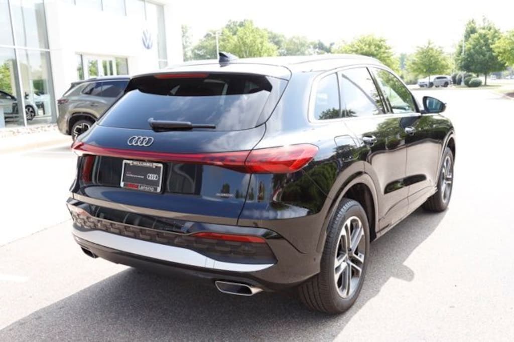 Used 2025 Audi Q5 2.0T Premium SUV