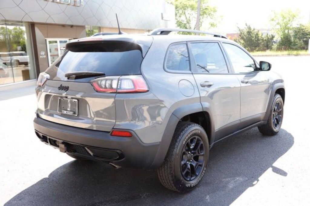 Used 2022 Jeep Cherokee X SUV
