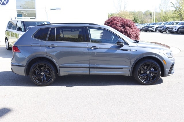 Certified 2024 Volkswagen Tiguan SE R-LINE BLACK with VIN 3VVCB7AX3RM074293 for sale in Okemos, MI