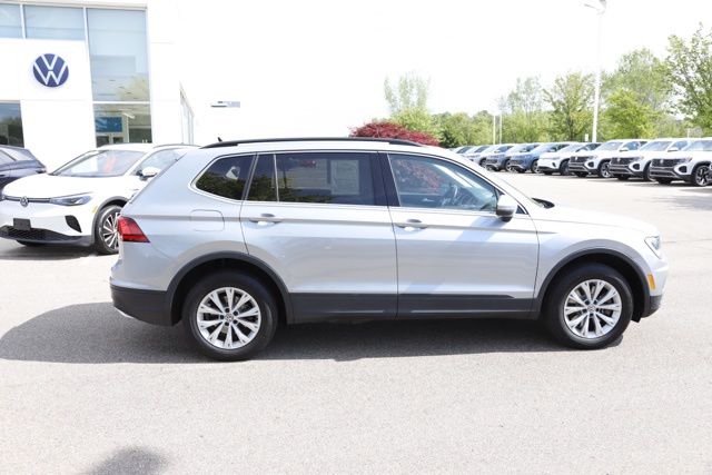 Used 2019 Volkswagen Tiguan SE with VIN 3VV2B7AX8KM150110 for sale in Meridian charter Township, MI