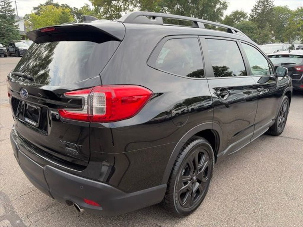 Used 2023 Subaru Ascent Onyx Edition Limited 7-Passenger SUV