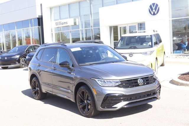 2024 Volkswagen Tiguan 2.0T SE R-Line Black