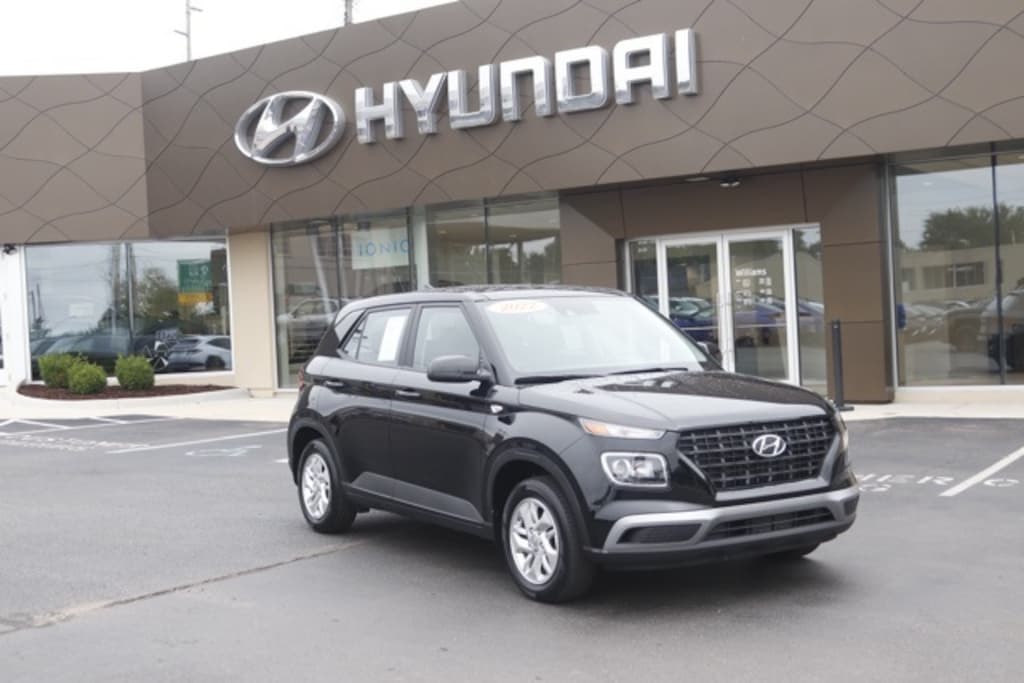 Used 2022 Hyundai Venue SE SUV