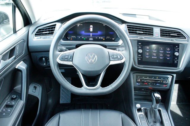 2024 Volkswagen Tiguan SE - Photo 19