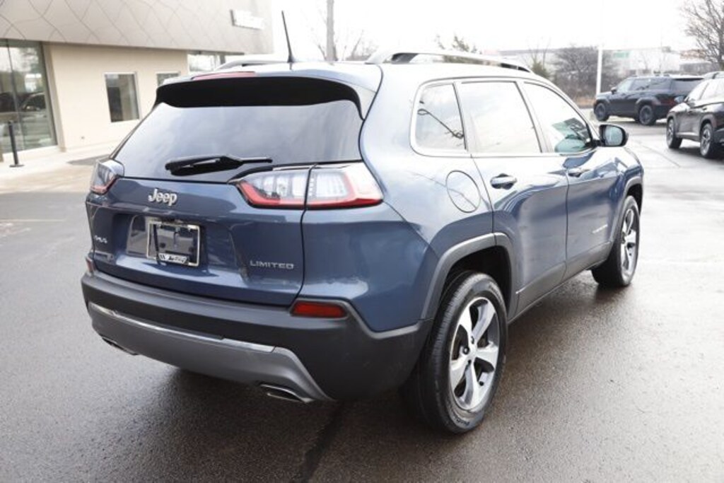 Used 2022 Jeep Cherokee Limited SUV