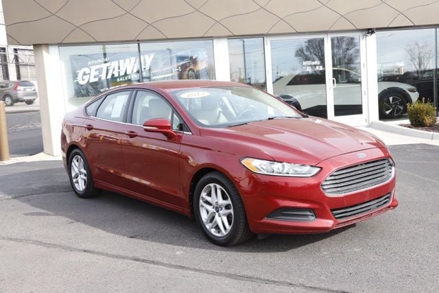 2013 Ford Fusion SE