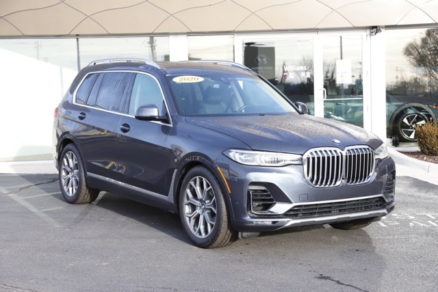 2020 BMW X7 40i's photo