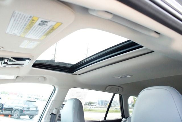2025 Subaru Outback Limited - Photo 16