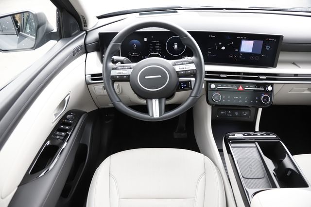 2025 Hyundai Tucson Limited - Photo 19