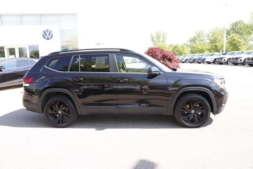Certified 2023 Volkswagen Atlas 3.6L V6 SE w/Technology SUV