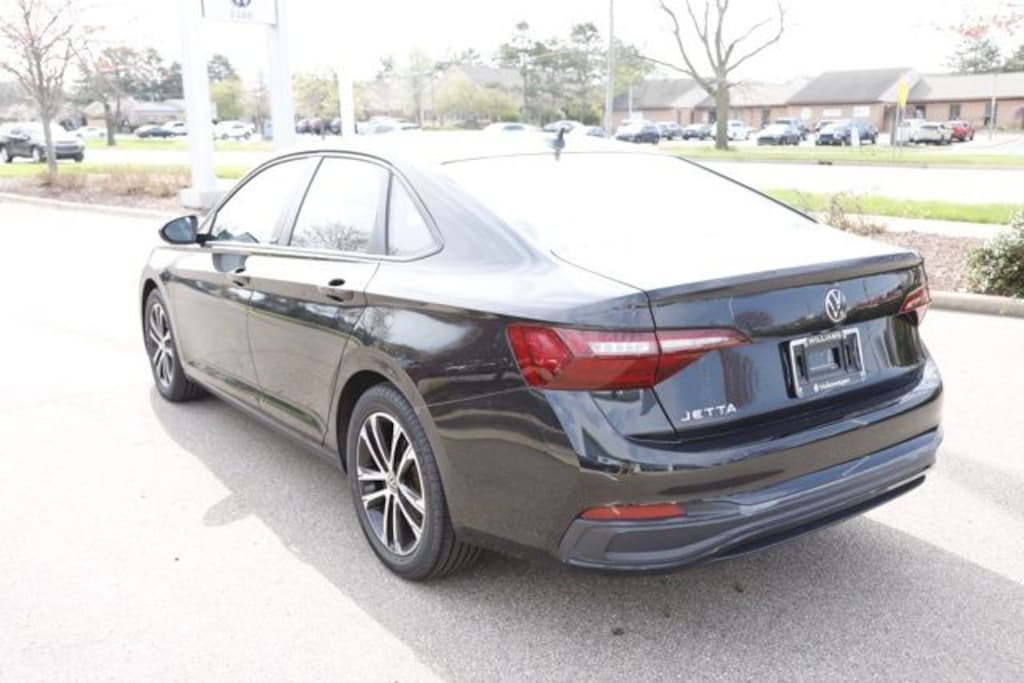 Certified 2023 Volkswagen Jetta 1.5T Sport Sedan