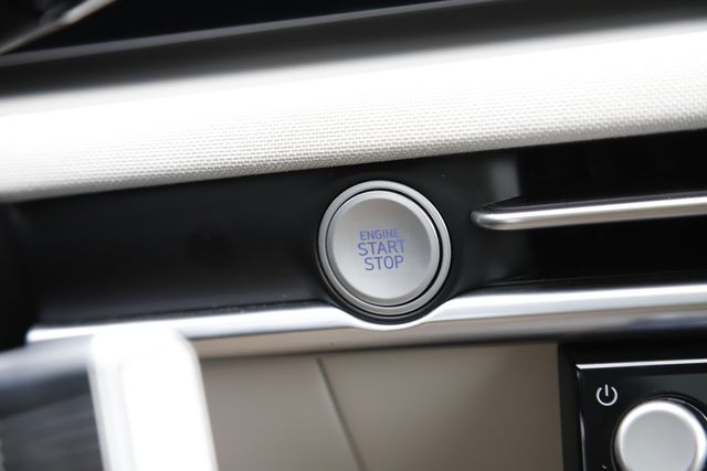 2025 Hyundai Tucson Limited - Photo 23