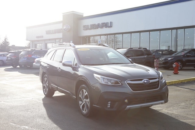2020 Subaru Outback Touring's photo