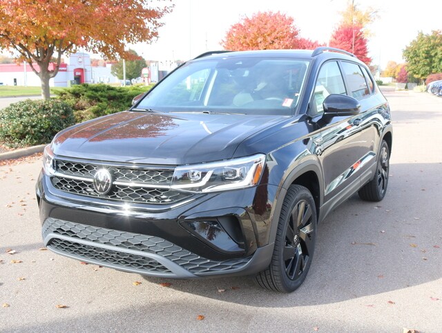 2024 Volkswagen Taos SE photo 7