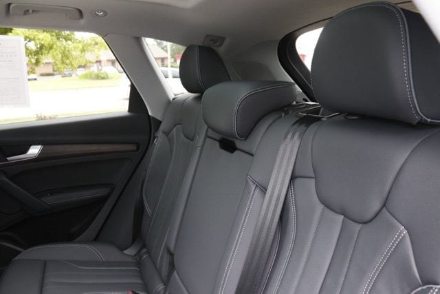 2025 Audi Q5 Premium Plus - Photo 17