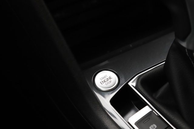 2023 Volkswagen Tiguan SE - Photo 21