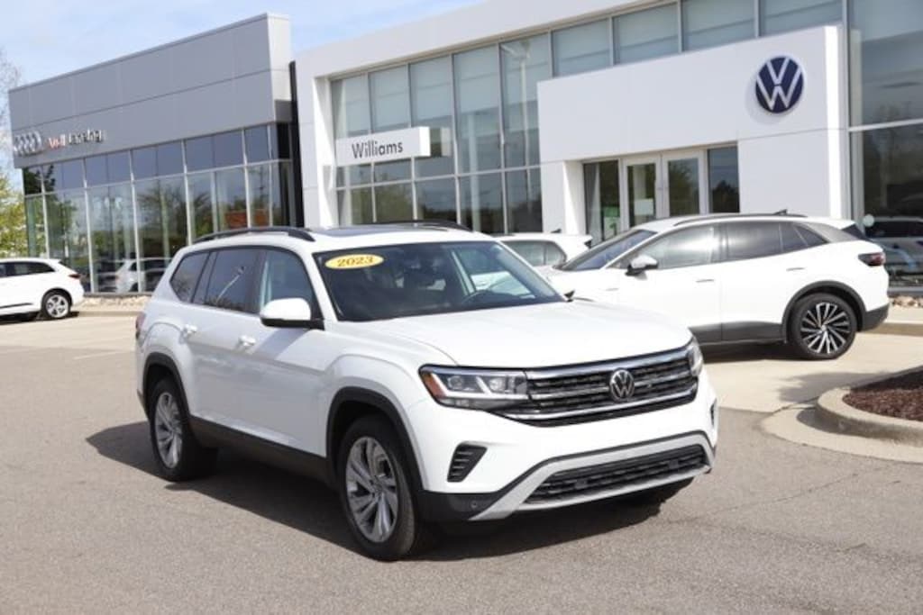 Certified 2023 Volkswagen Atlas 3.6L V6 SE w/Technology SUV
