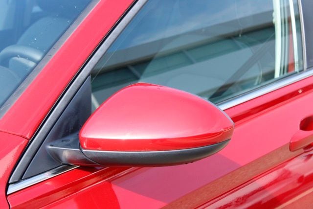 2025 Volkswagen Jetta SE - Photo 12