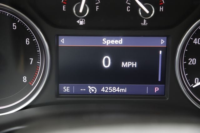 2022 Buick Enclave Essence - Photo 32