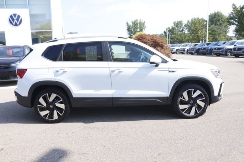 Certified 2024 Volkswagen Taos 1.5T SEL SUV
