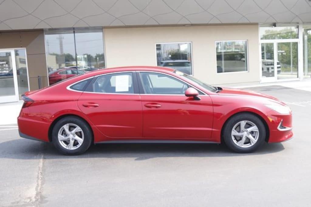 Used 2021 Hyundai Sonata SE Sedan