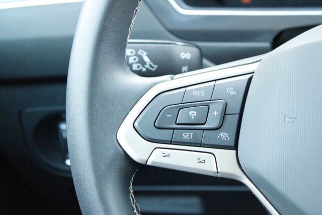2024 Volkswagen Tiguan SE - Photo 23