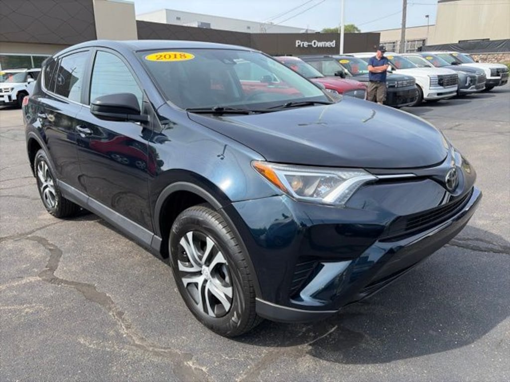 Used 2018 Toyota RAV4 LE SUV