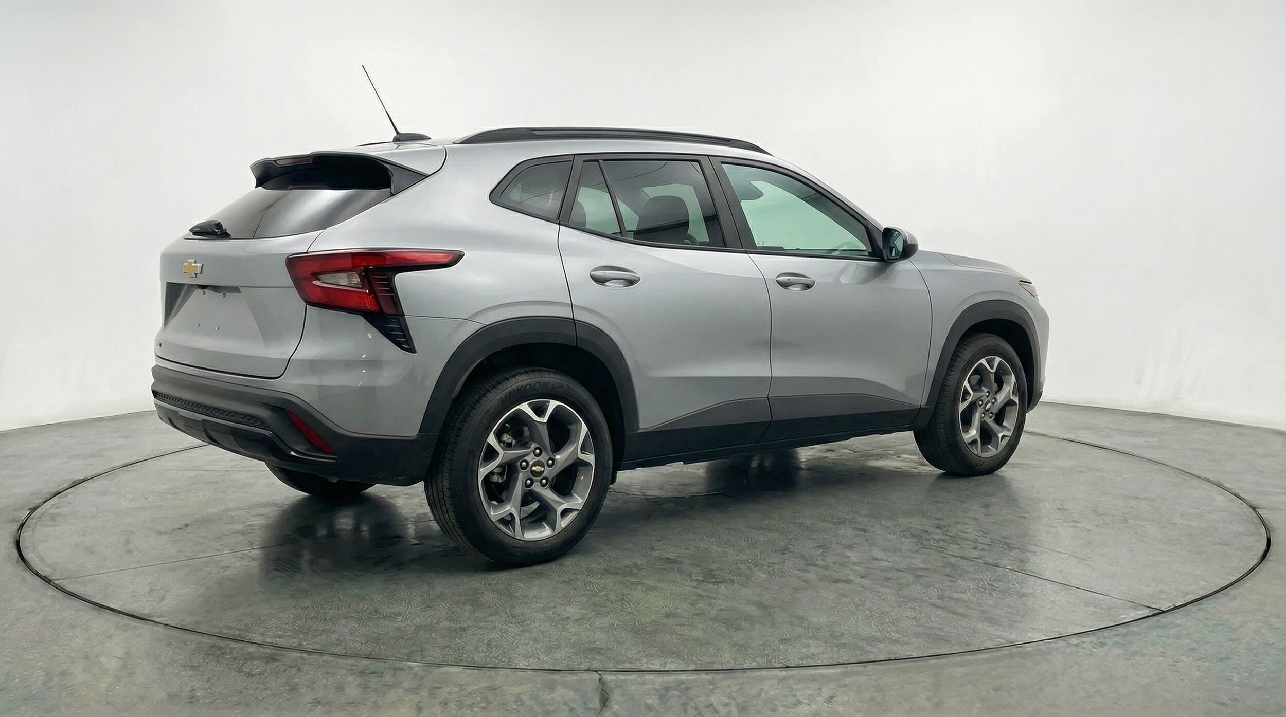 Thumbnail: 2025 Chevrolet Trax - 7