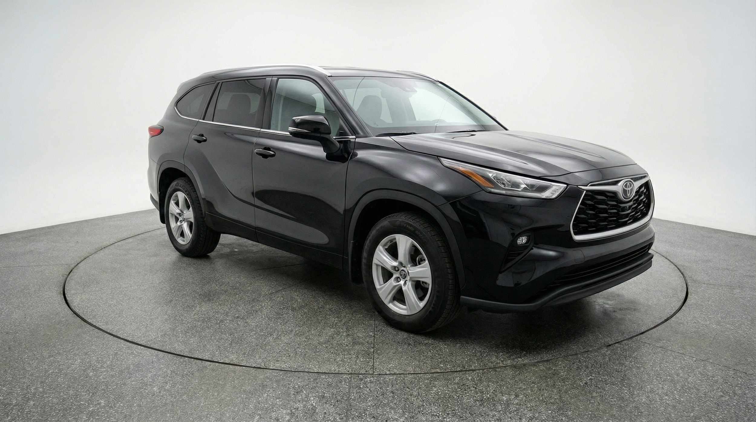 Thumbnail: 2025 Toyota Highlander - 1