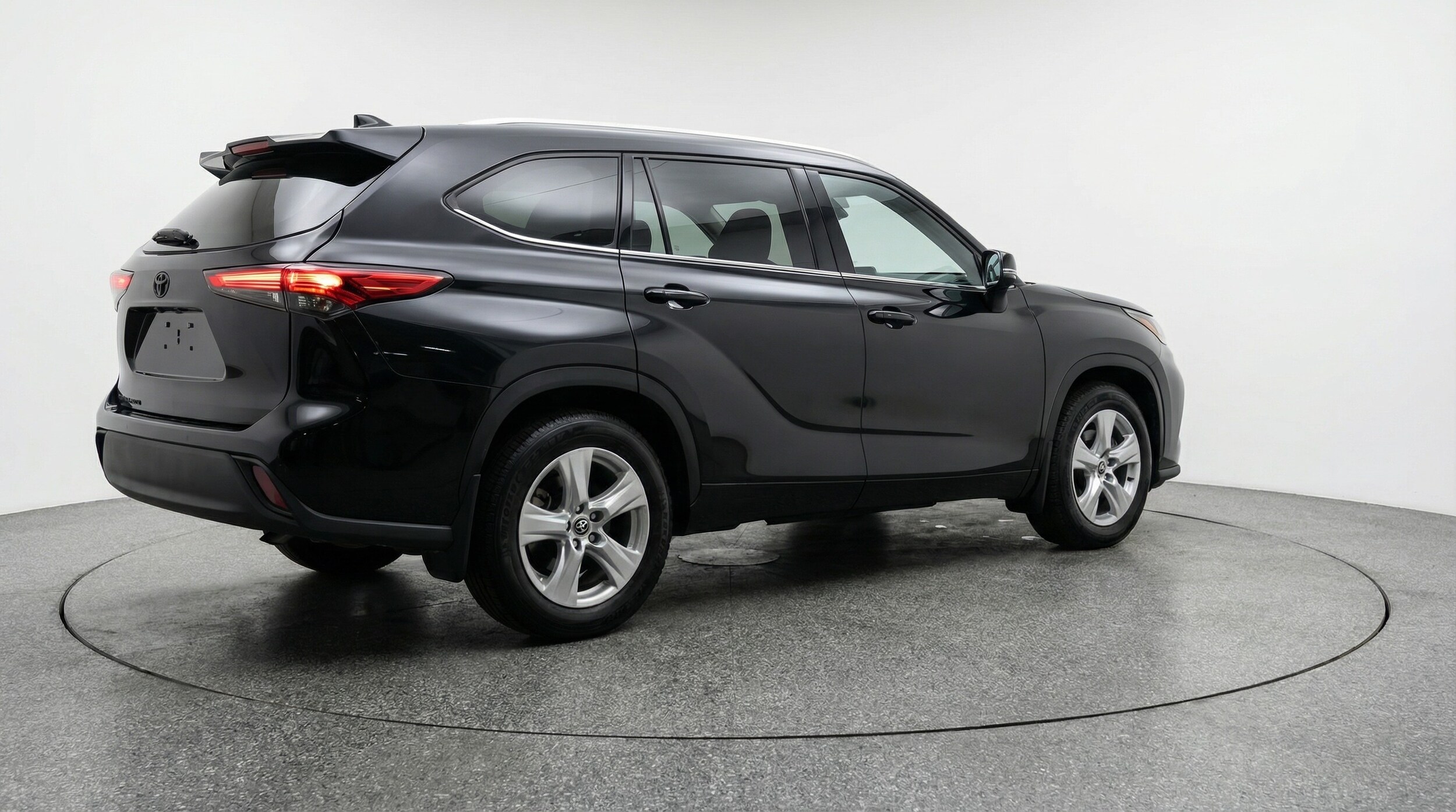 Thumbnail: 2025 Toyota Highlander - 7