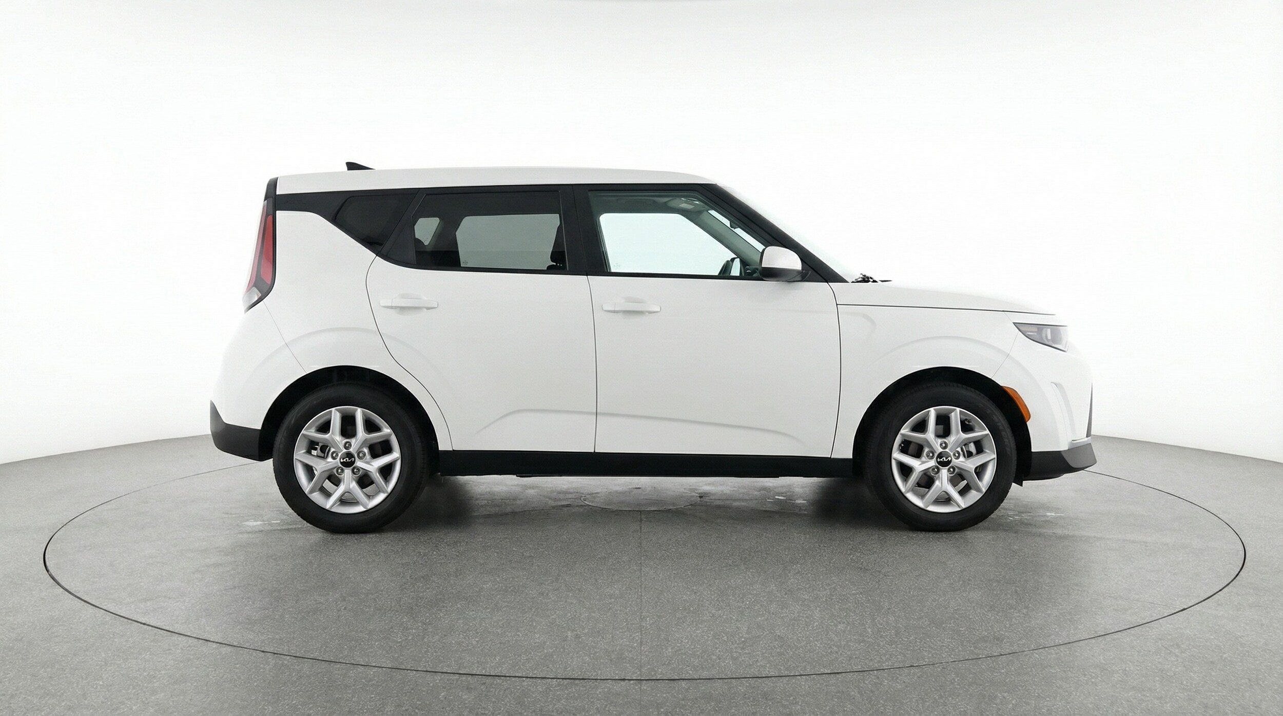 Thumbnail: 2025 Kia Soul - 8