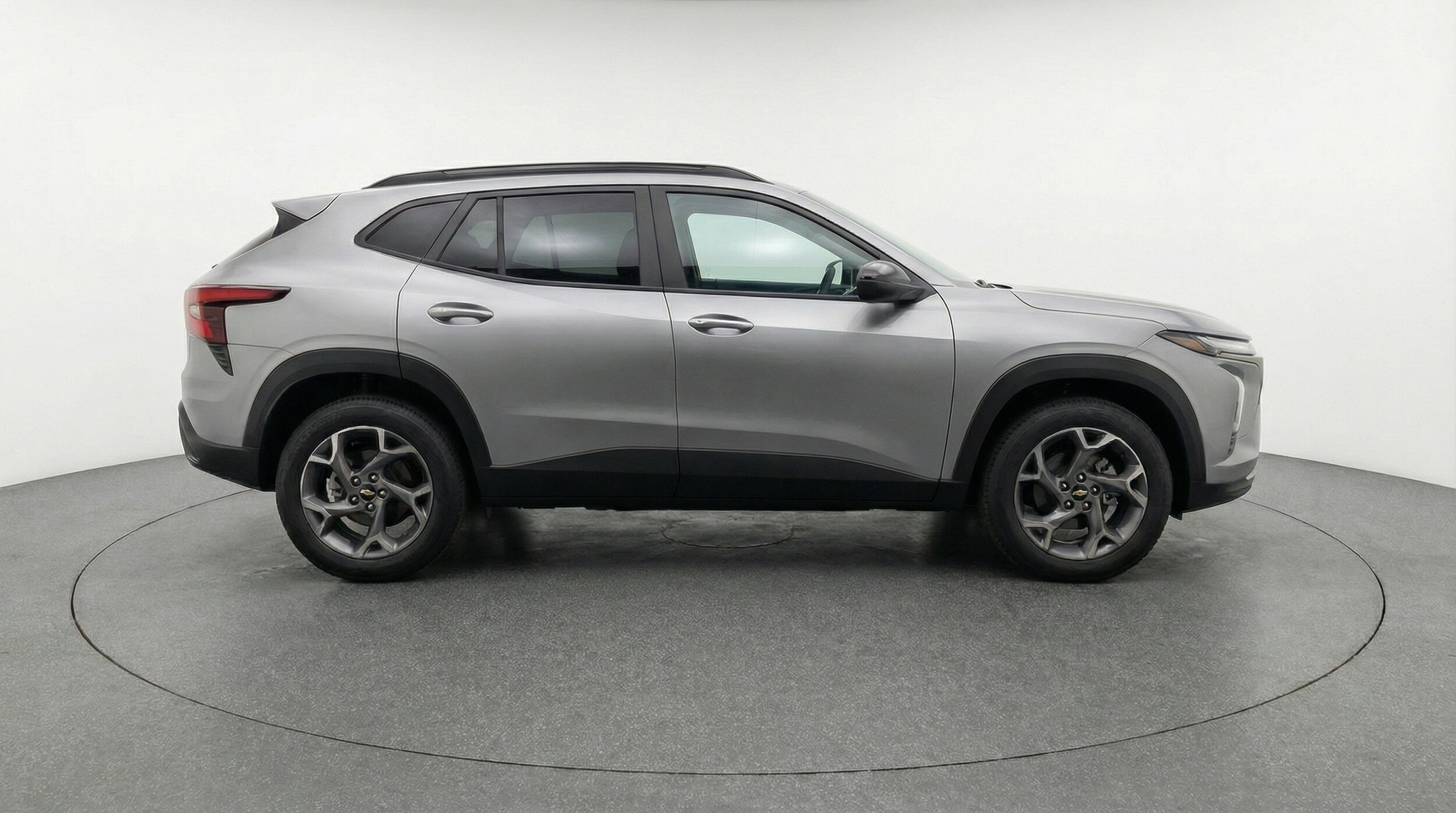 Thumbnail: 2025 Chevrolet Trax - 8