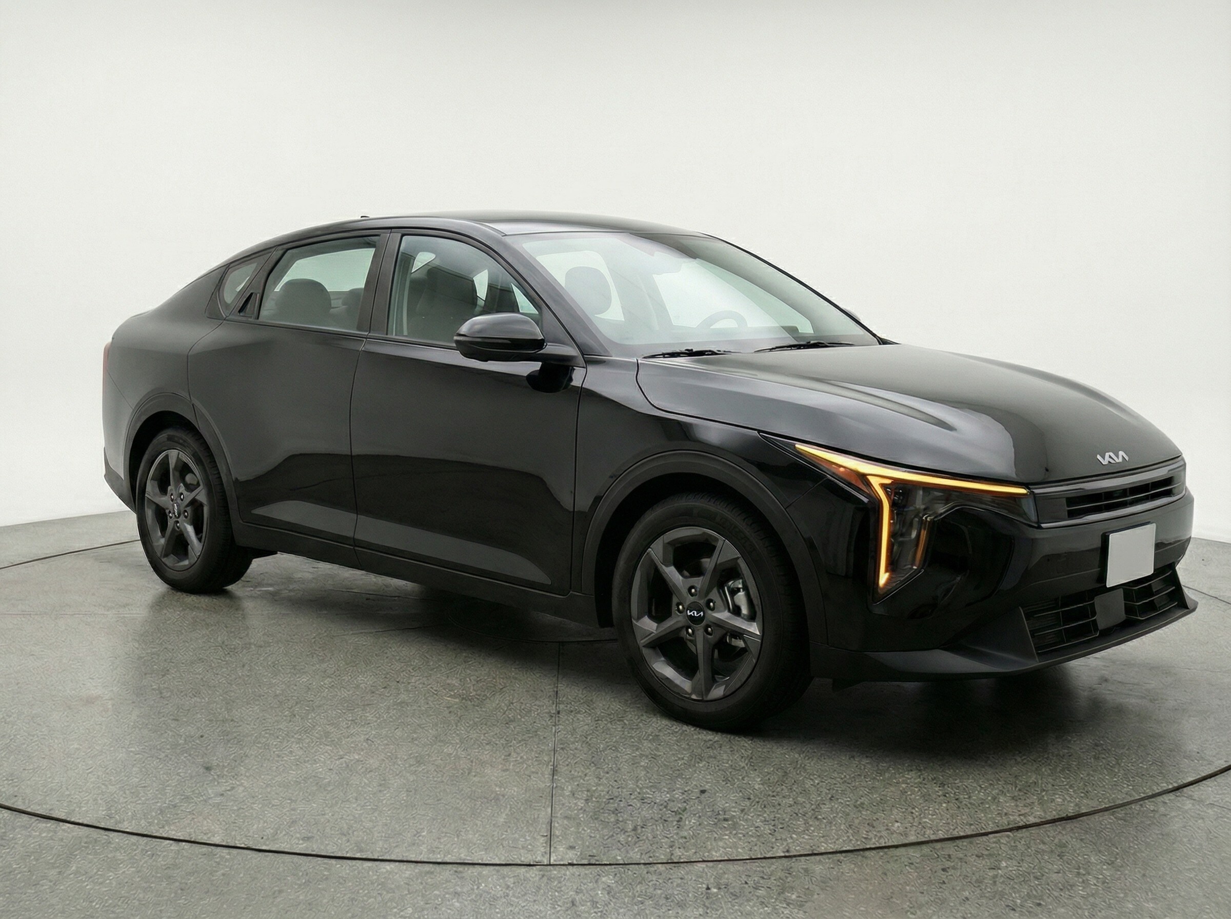 Thumbnail: 2025 Kia K4 - 1